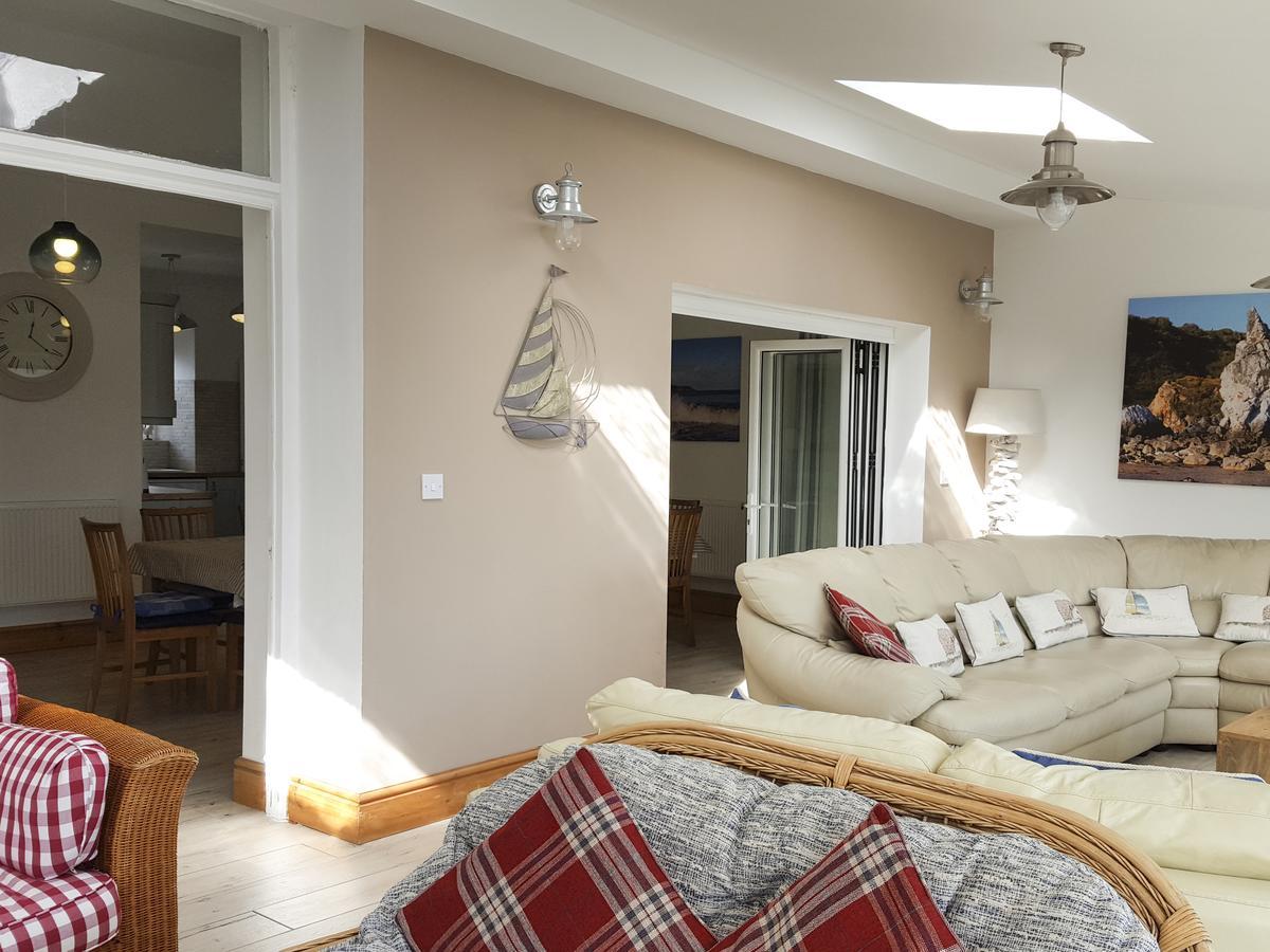 Angorfa Villa Cemaes Bay Bagian luar foto