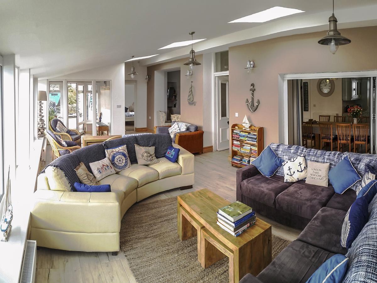 Angorfa Villa Cemaes Bay Bagian luar foto