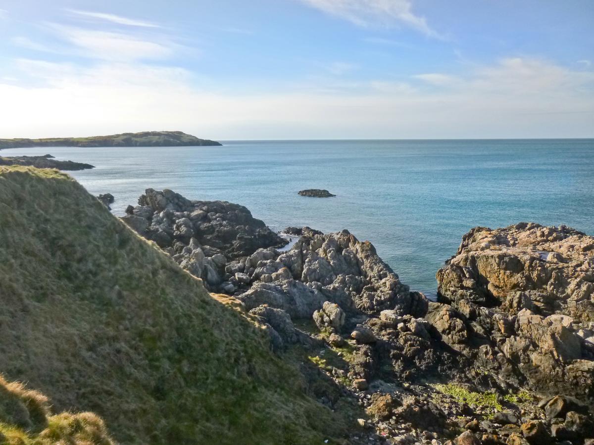 Angorfa Villa Cemaes Bay Bagian luar foto